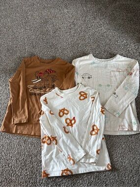 Cat & Jack, Grananimals White & Cream Long-Sleeve Graphic Tees Set